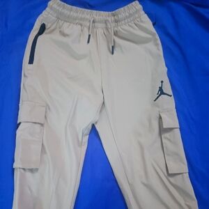 AIR JORDAN Solid Color Cargo Pants with Elastic Waistband